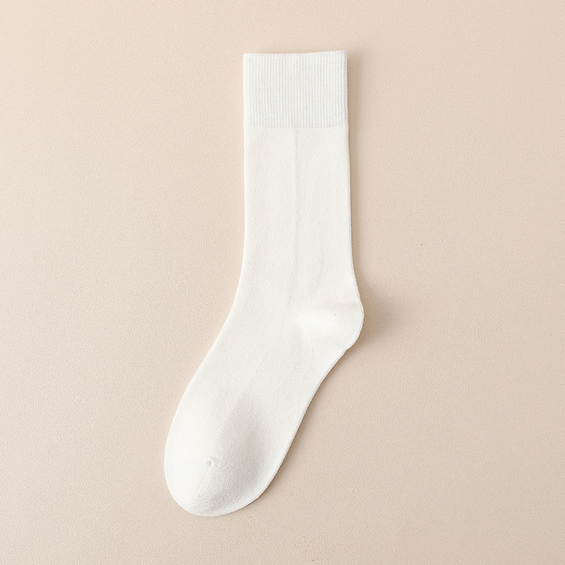 Mulieres solidum color vitulus socks medium