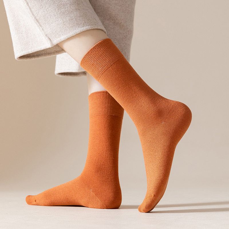 Mulieres solidum color vitulus socks medium